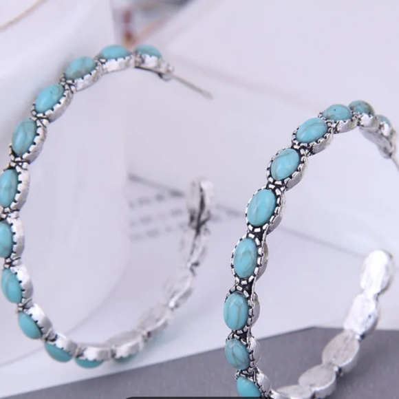 Turquoise Silver Western Hoop Earrings Light - Picture 4 of 4